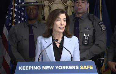 Hochul’s Lead Collapses as Blakeman Makes New York Governor’s Race Competitive
