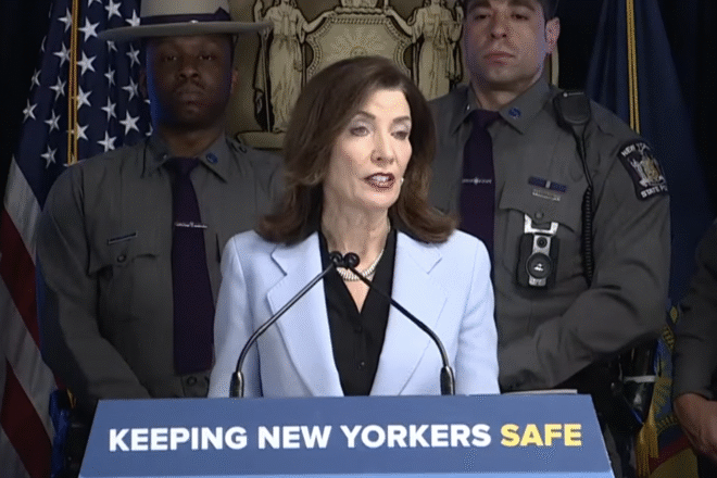 Hochul’s Lead Collapses as Blakeman Makes New York Governor’s Race Competitive