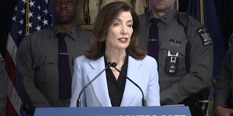 Hochul’s Lead Collapses as Blakeman Makes New York Governor’s Race Competitive